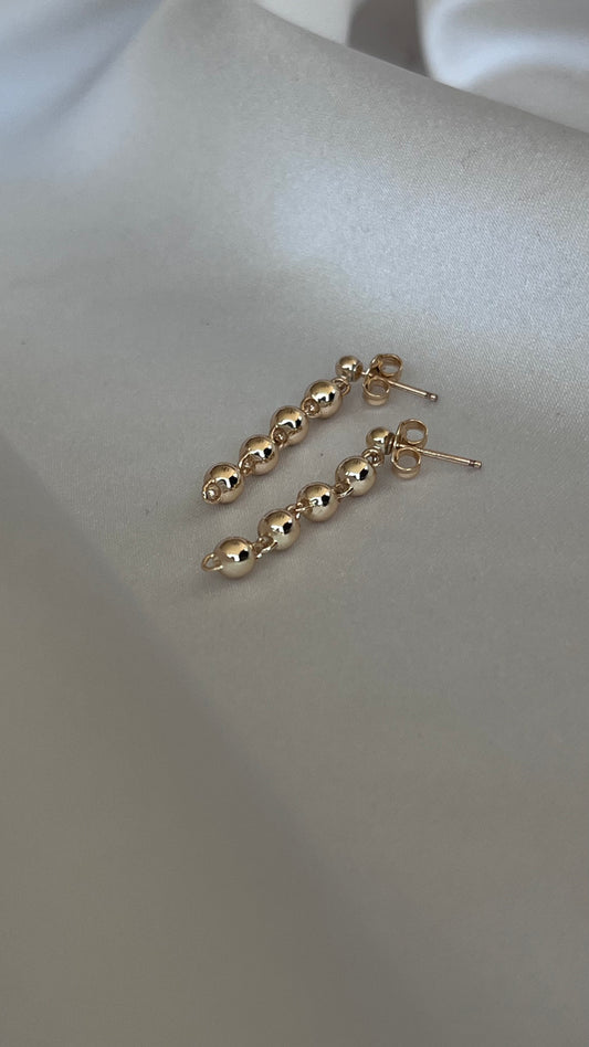 ARETES BOLITAS