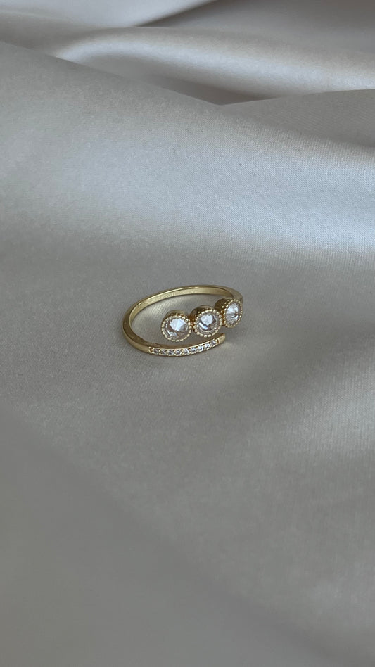ANILLO TRES CIRCONIAS