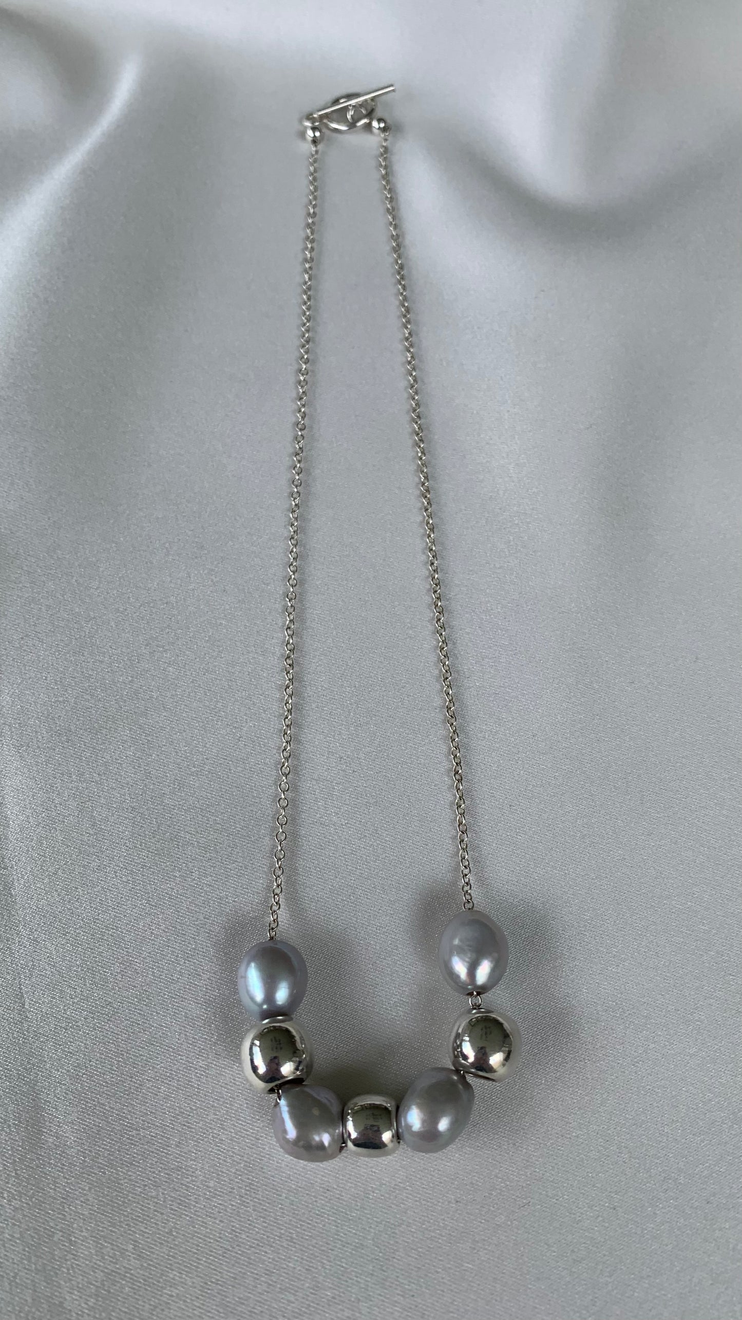 COLLAR PERLAS PLATEADAS