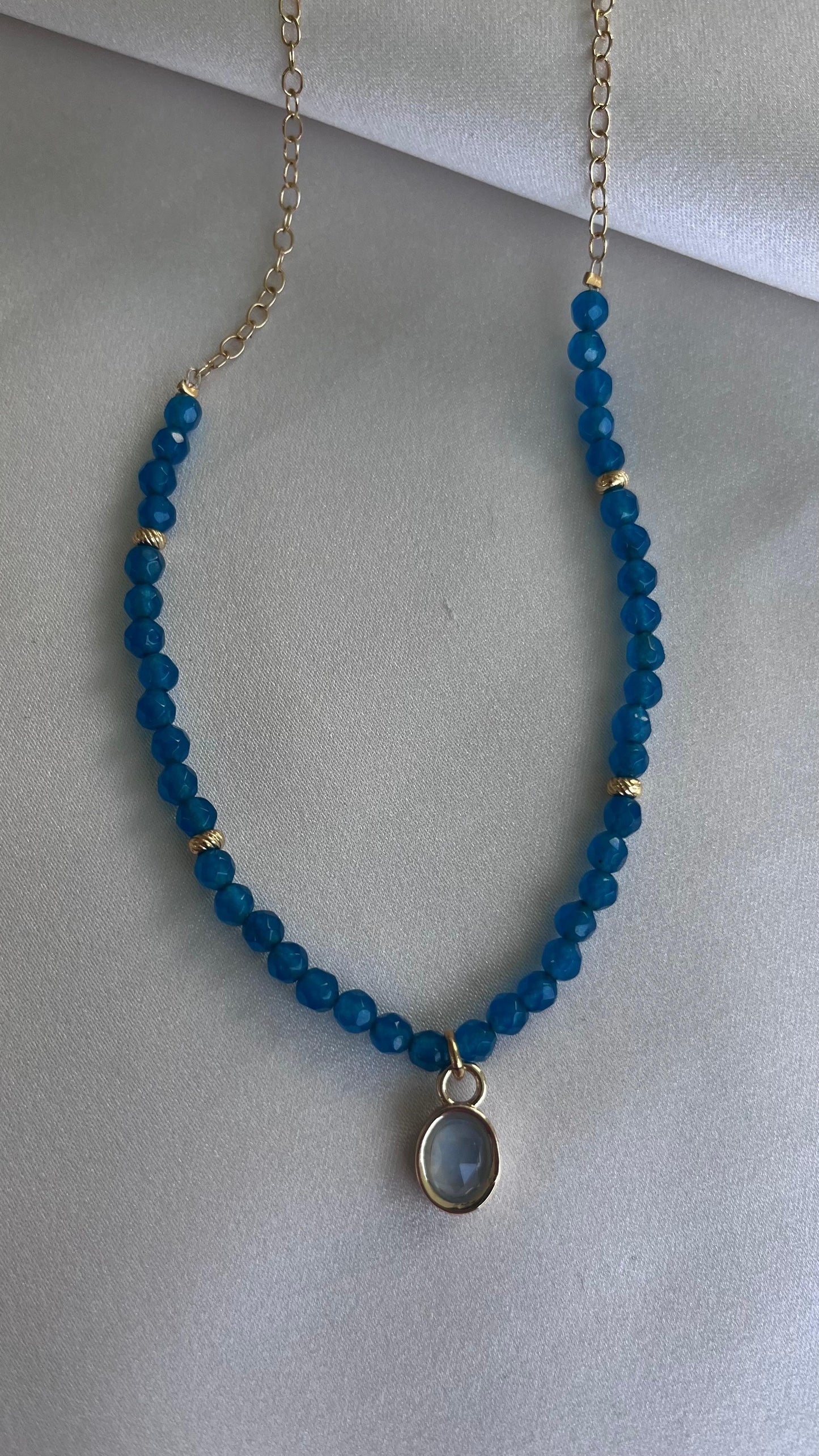 COLLAR VARIOS CUARZOS