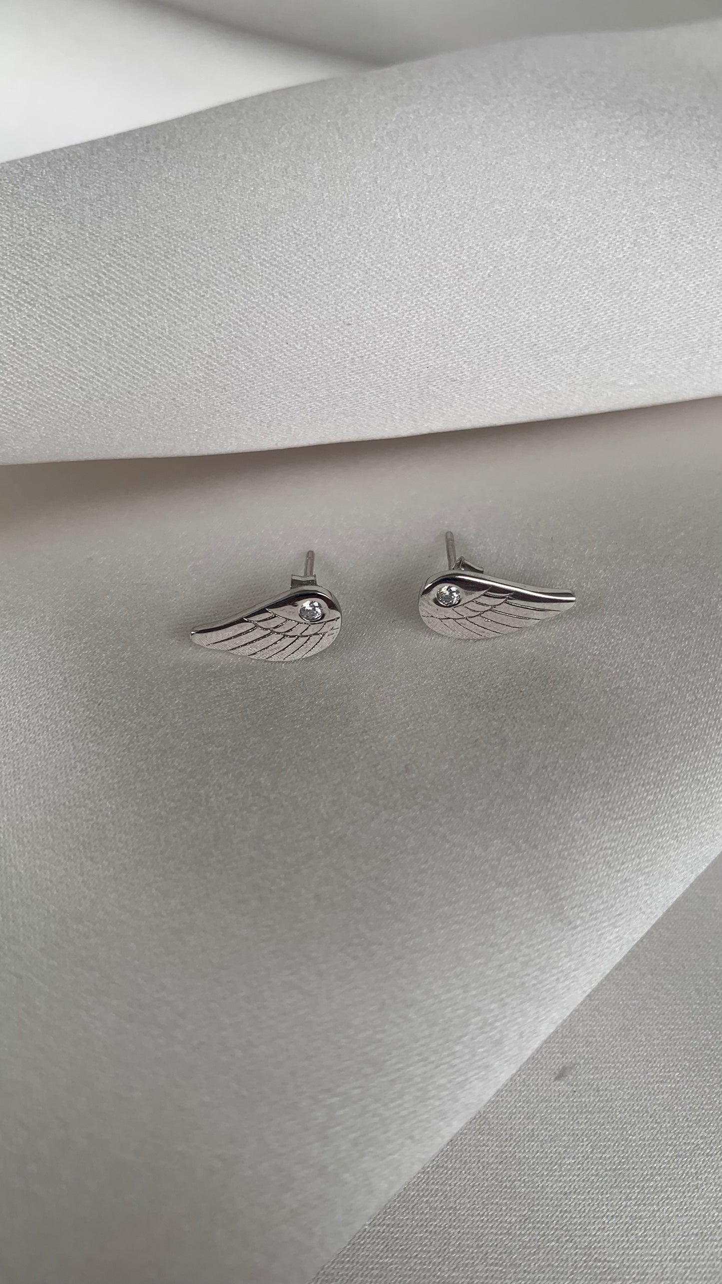 ARETES ALAS CIRCONIA