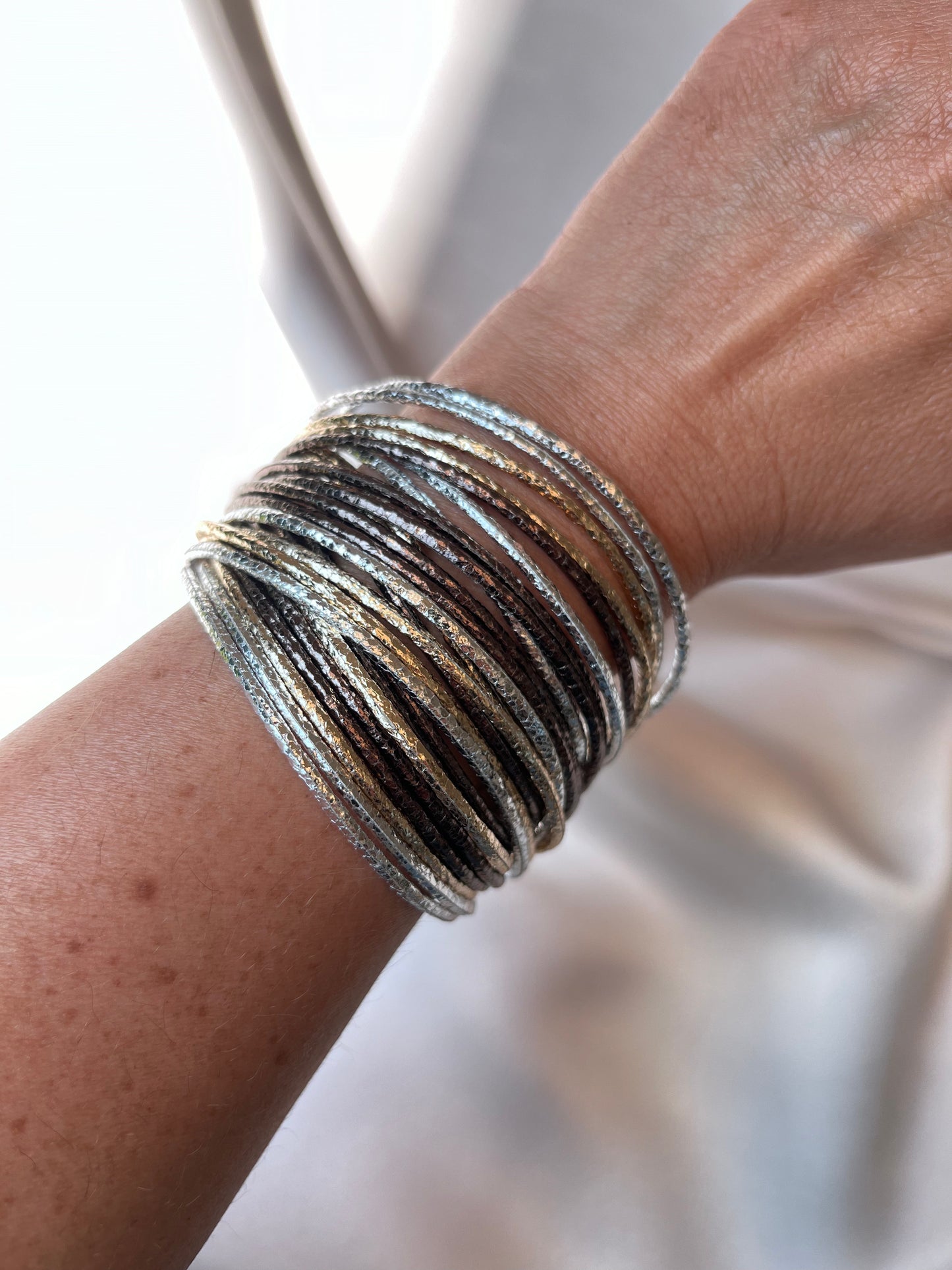 PULSERA TIRAS BROCHE IMÁN