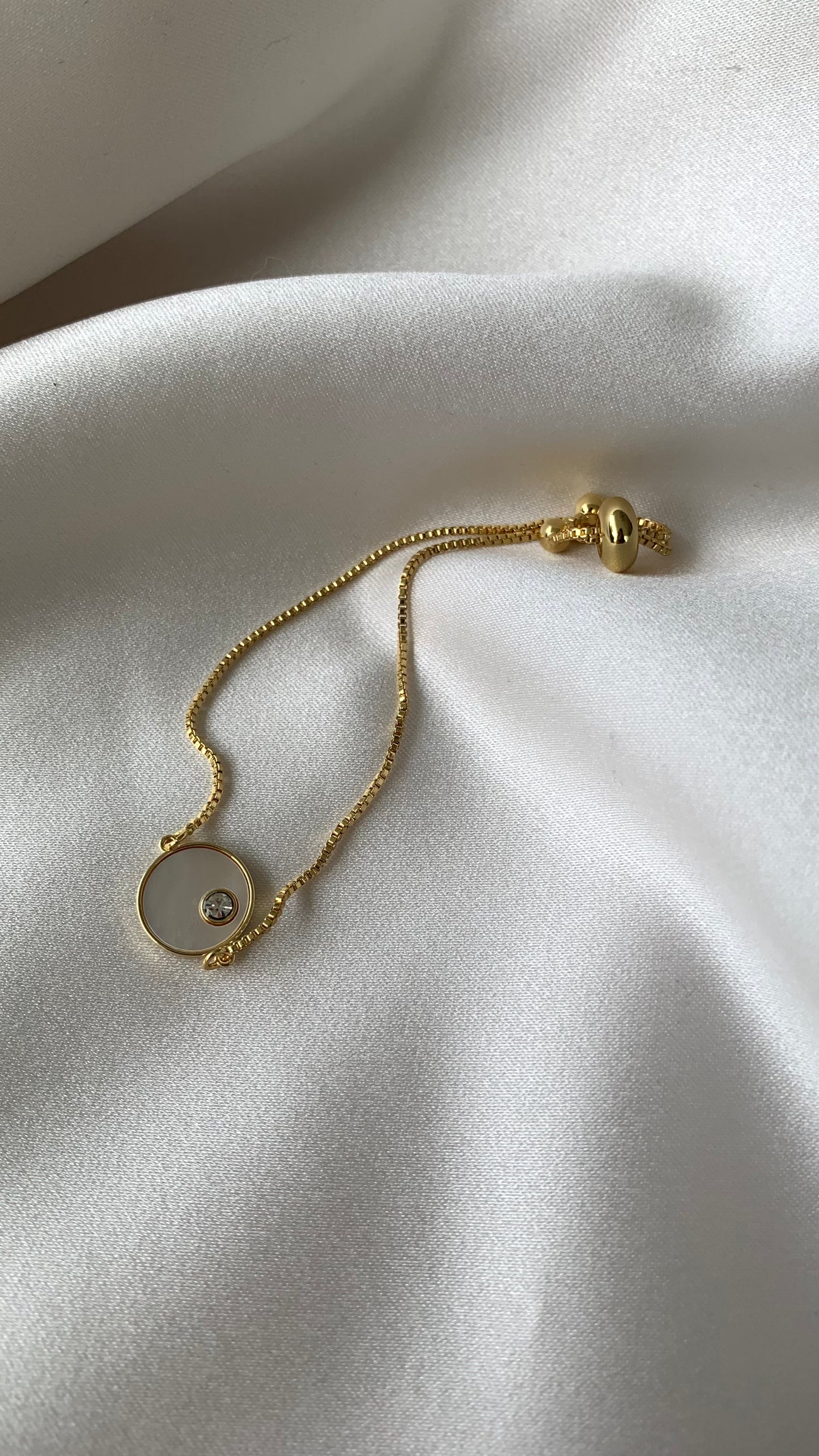 PULSERA MONEDA MADRE PERLA