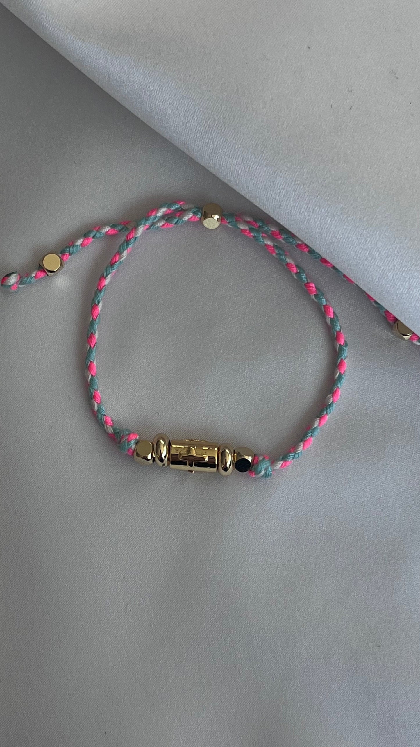 PULSERA TEJIDA RECORRIBLE