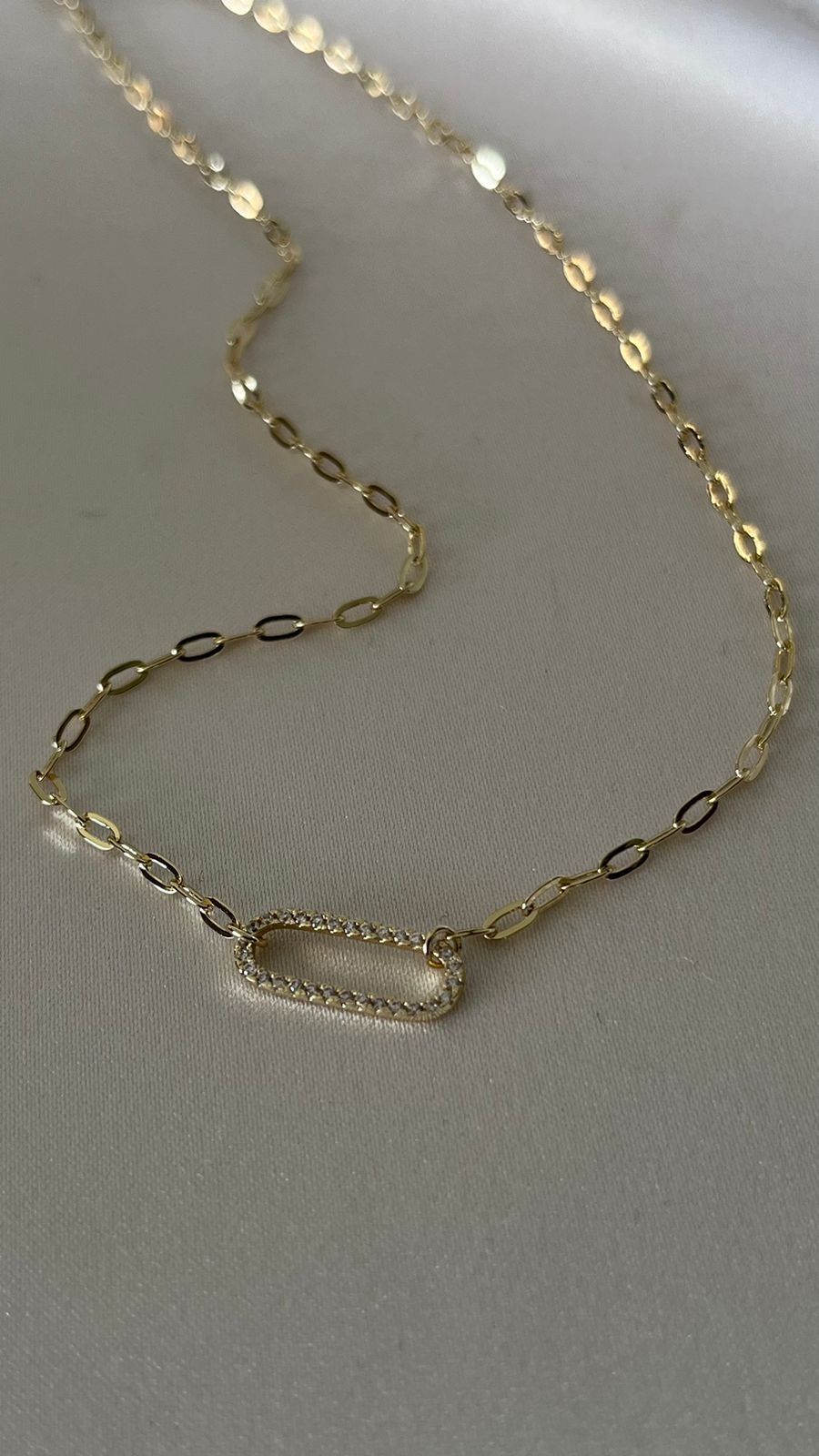 COLLAR ÓVALO CIRCONIAS