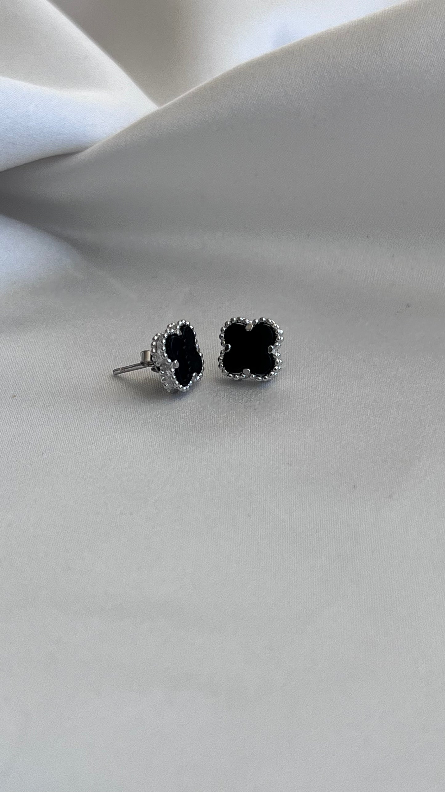 ARETES FLOR