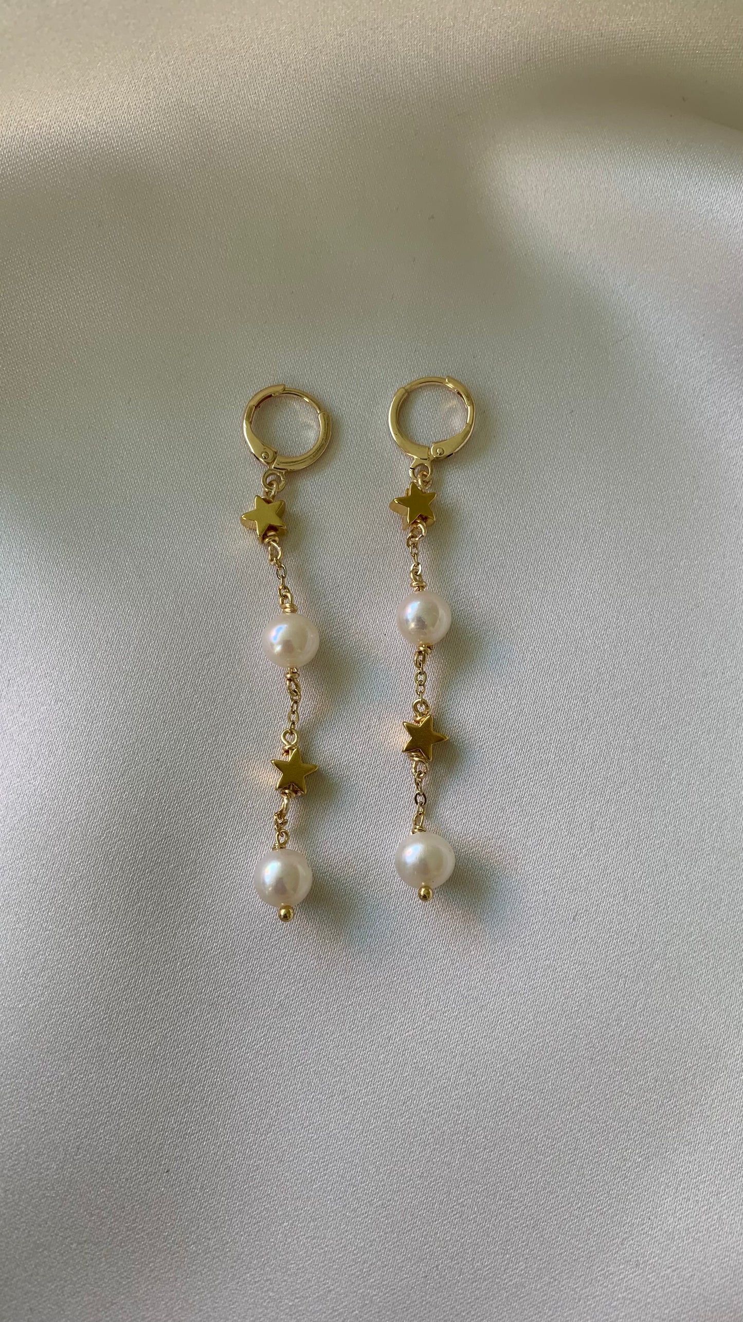 ARETES LARGOS ESTRELLAS Y PERLAS