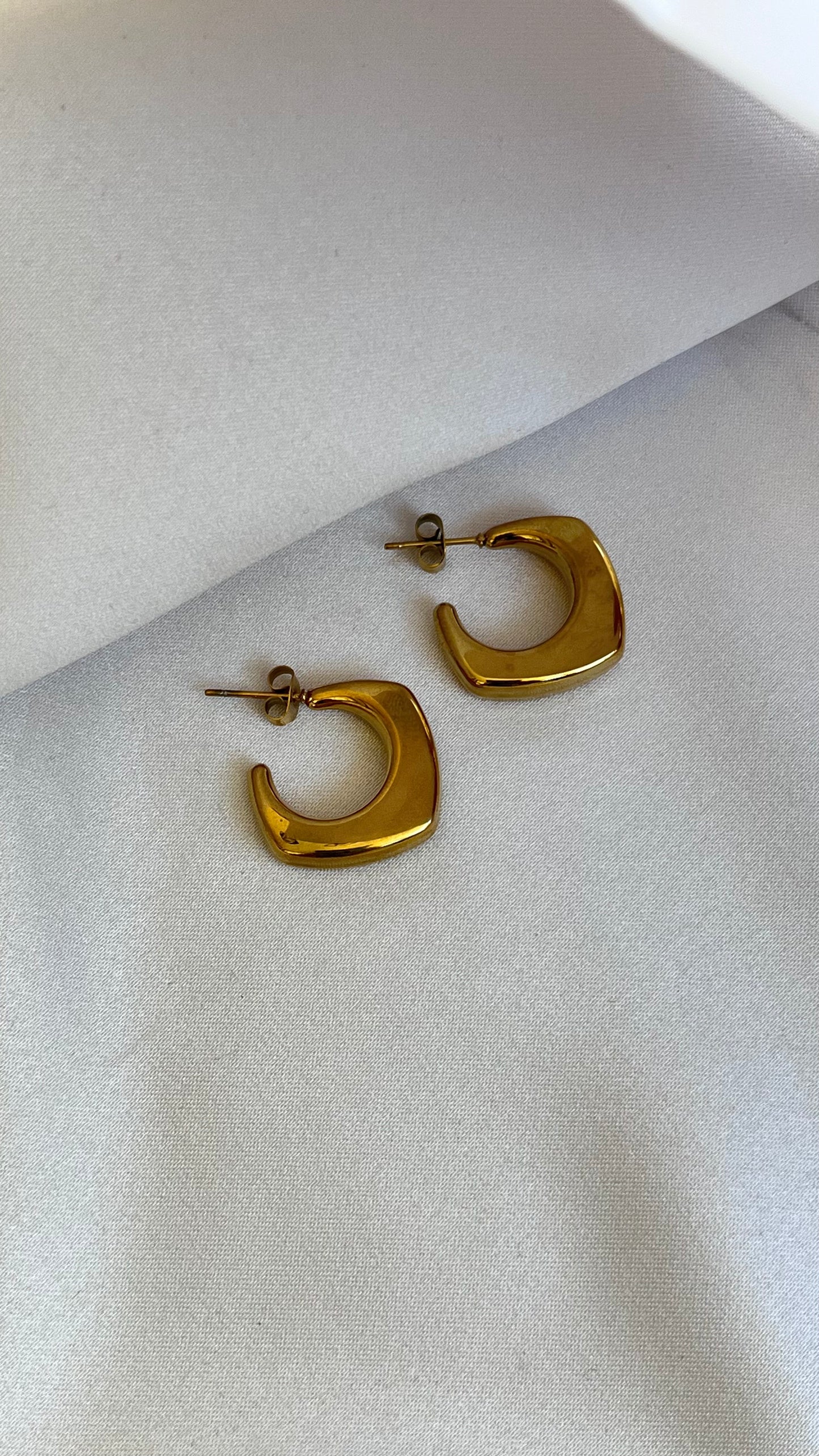 ARETES CUADRO BOMBE