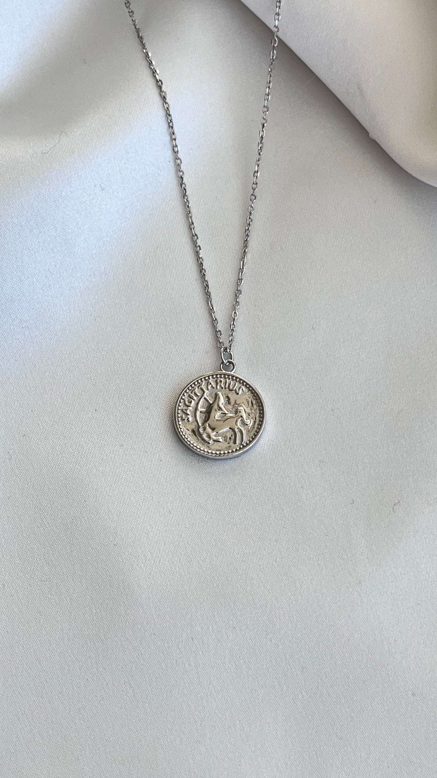 COLLAR ZODIACO PLATA