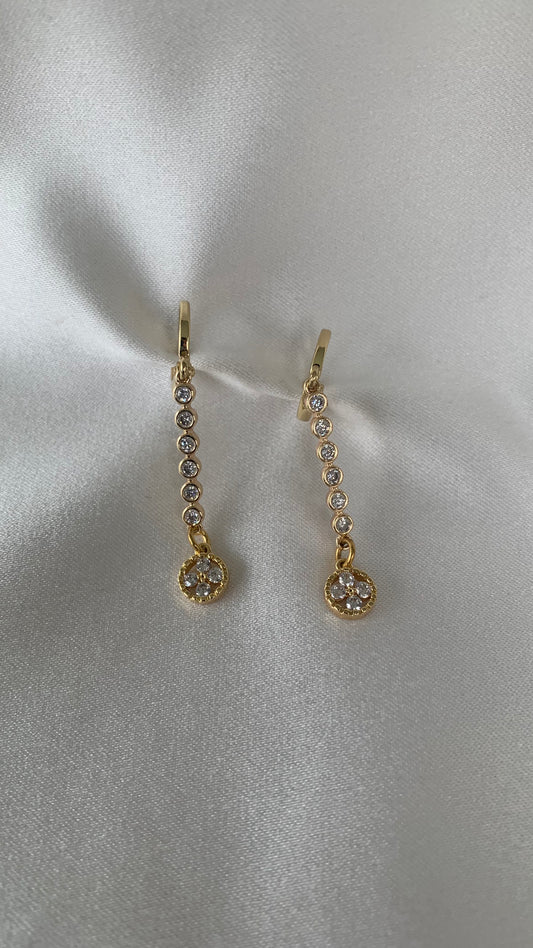 ARETES BARRA FLOR CIRCONIAS