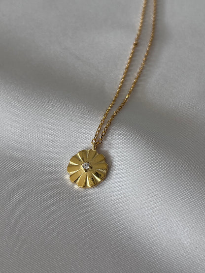 DIJE FLOR ABANICO CIRCONIA