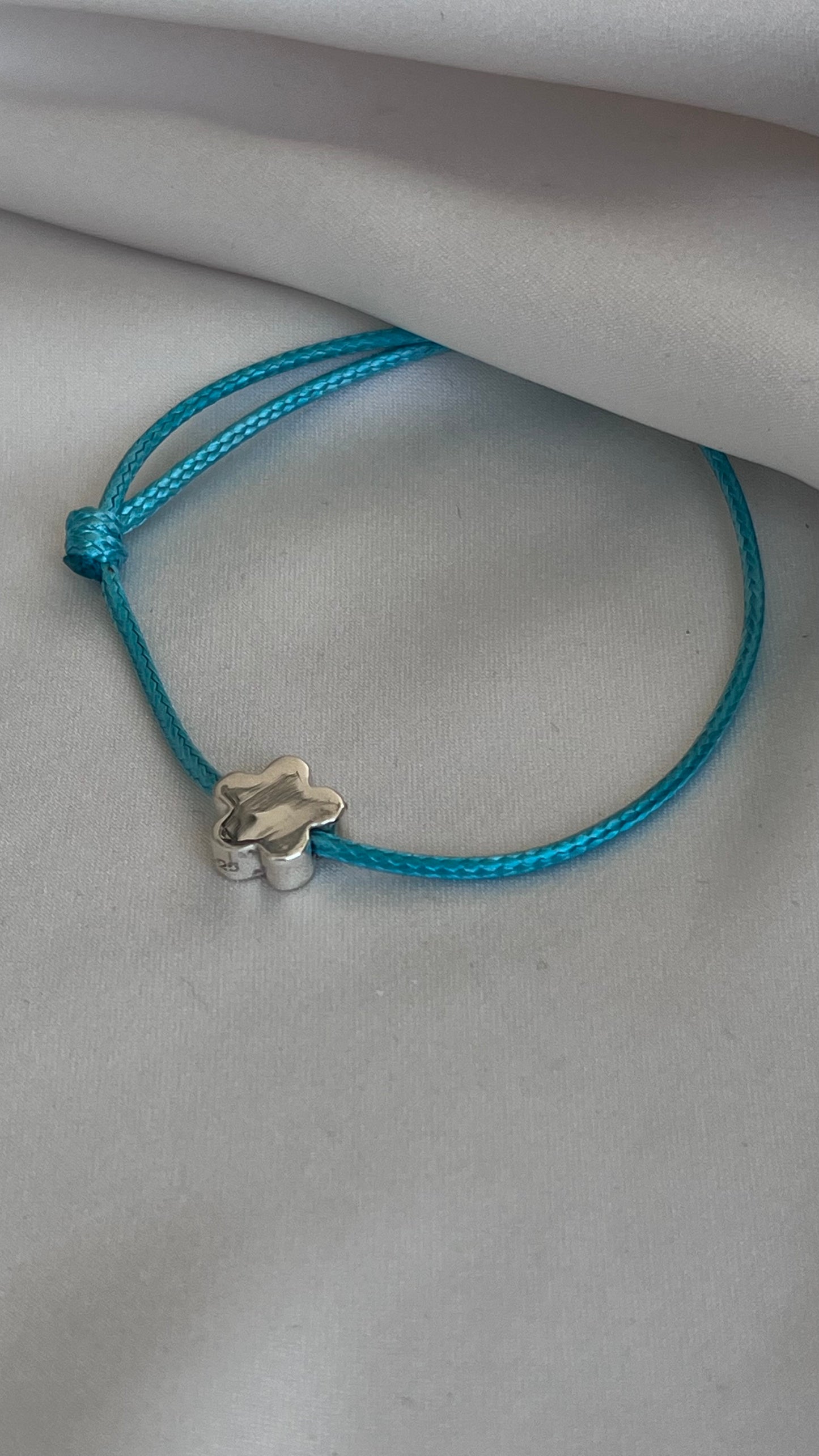 PULSERA FLOR CORDÓN