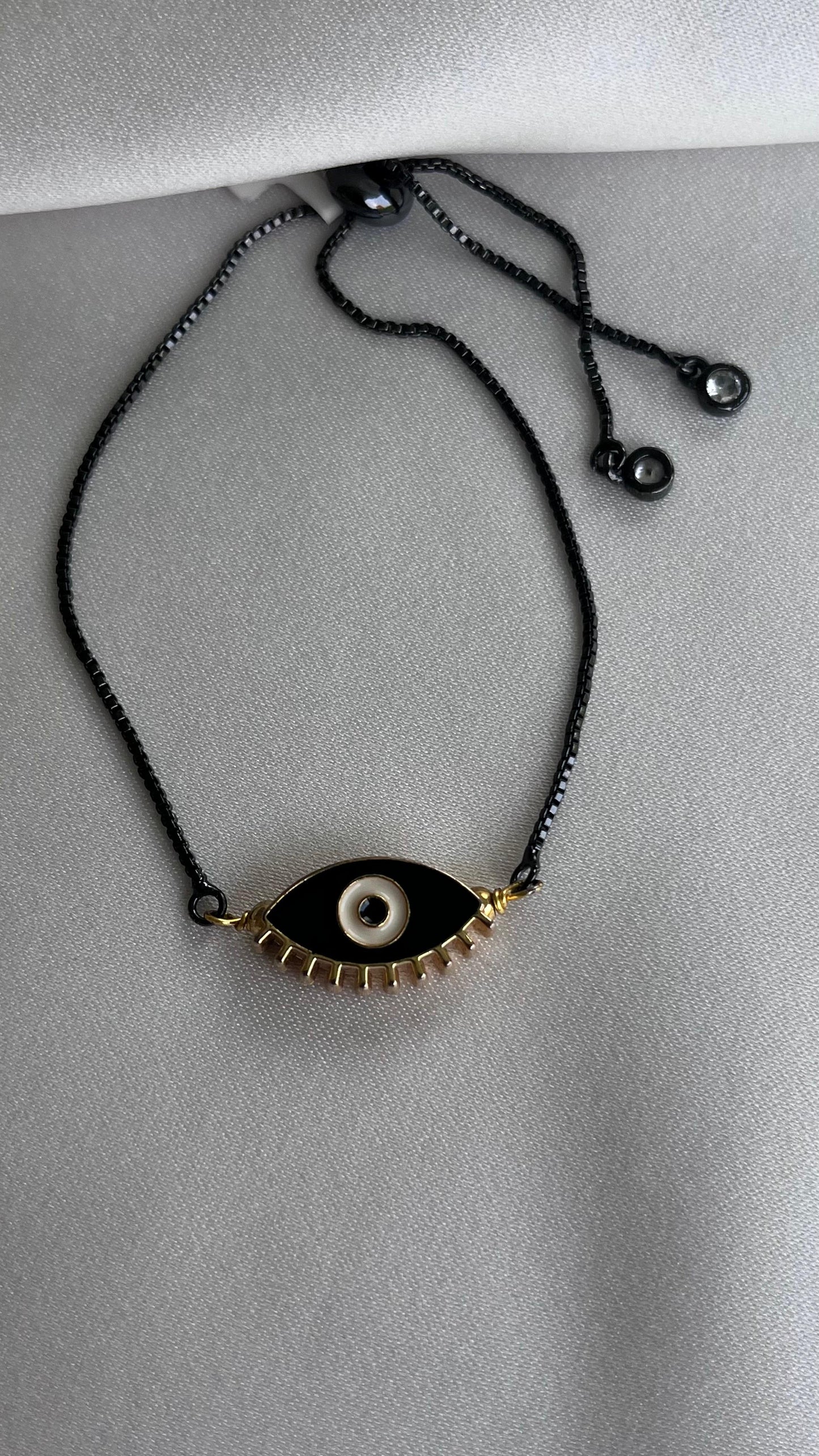 PULSERA OJO RECORRIBLE