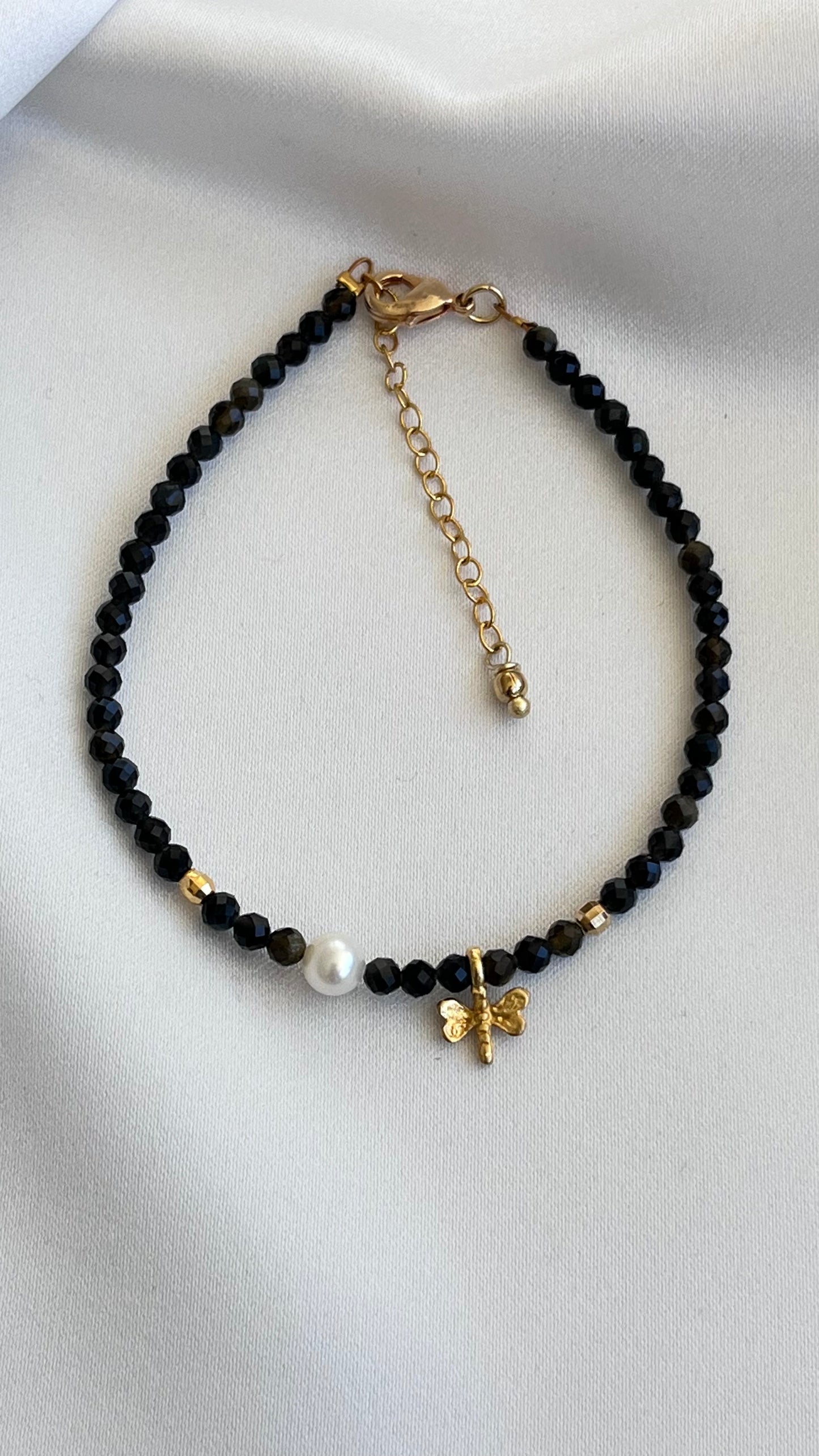 PULSERA CUARZOS, PERLA, DIJE DE LA SUERTE